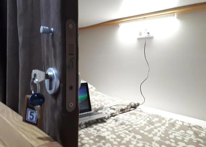 Railway אכסניה *